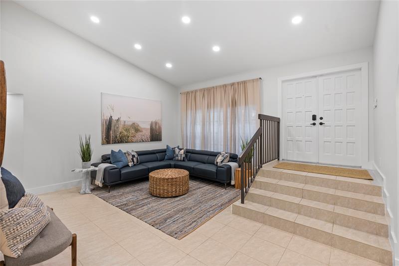 Image 5 of 26 For 10877 6th St