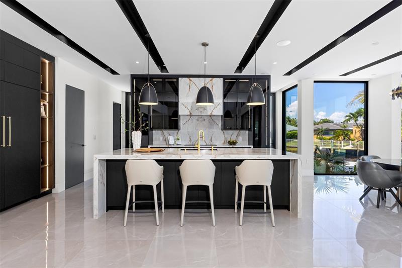 Image 13 of 91 For 1555 14th Ct