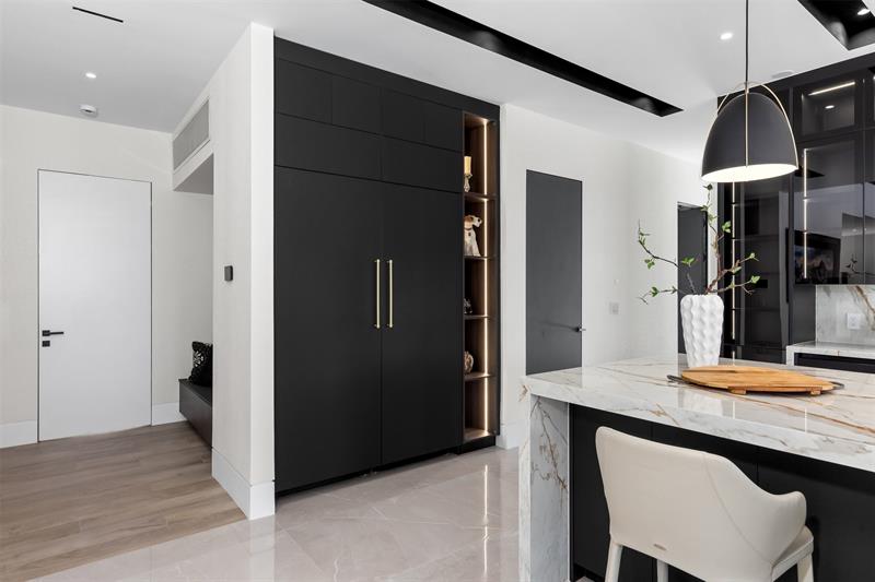 Image 15 of 91 For 1555 14th Ct