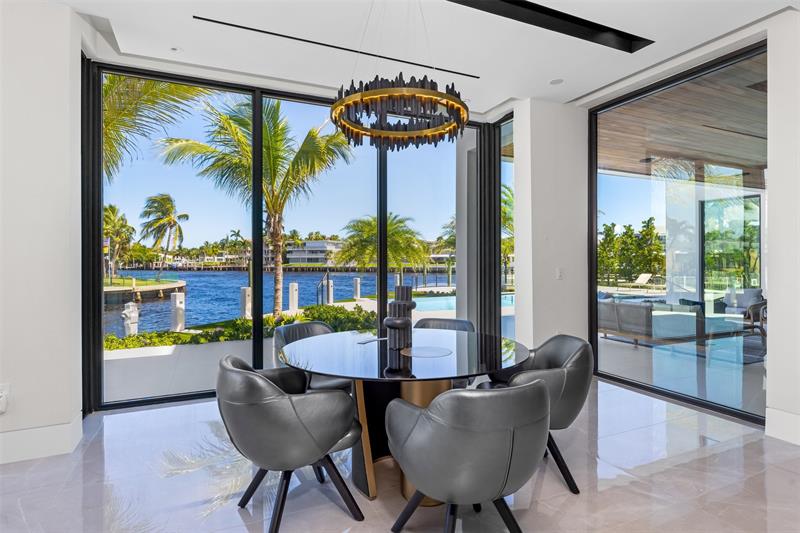 Image 22 of 91 For 1555 14th Ct