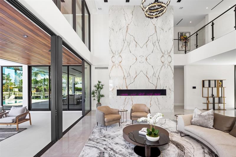 Image 23 of 91 For 1555 14th Ct