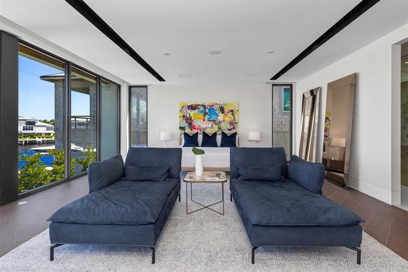 Image 47 of 91 For 1555 14th Ct