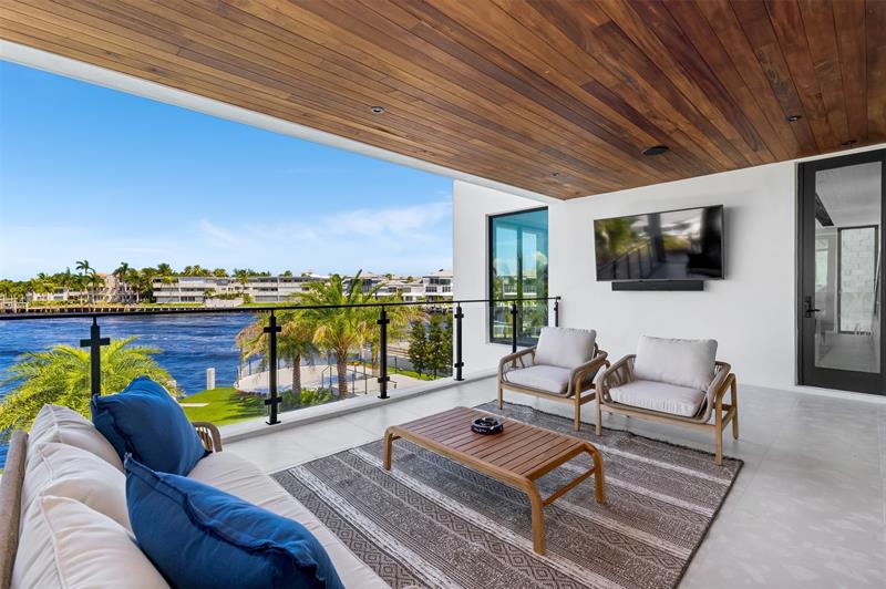 Image 49 of 91 For 1555 14th Ct