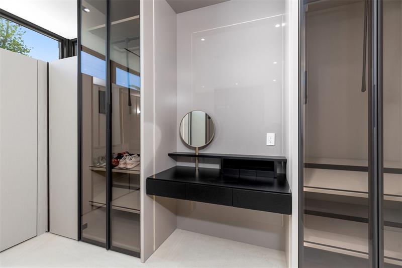 Image 58 of 91 For 1555 14th Ct