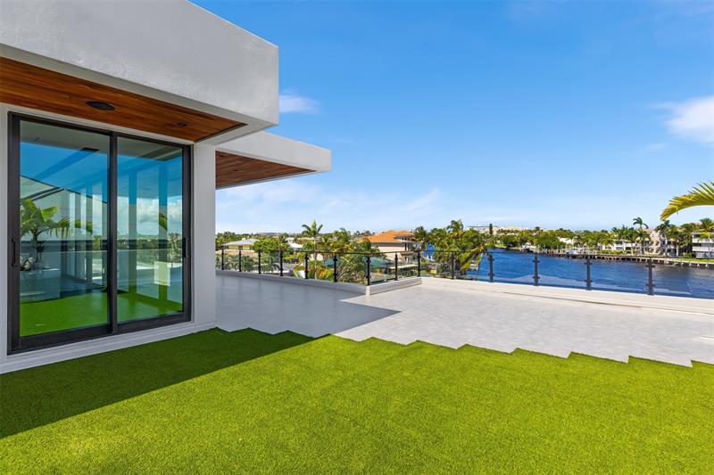 Image 65 of 91 For 1555 14th Ct