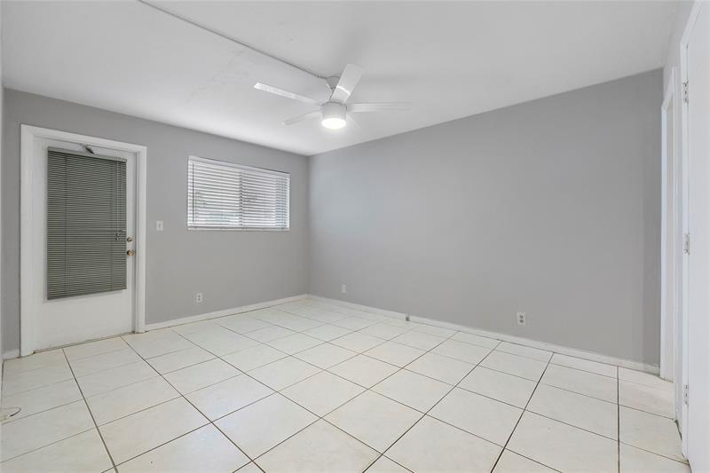 Image 11 of 12 For 2175 56th St  104