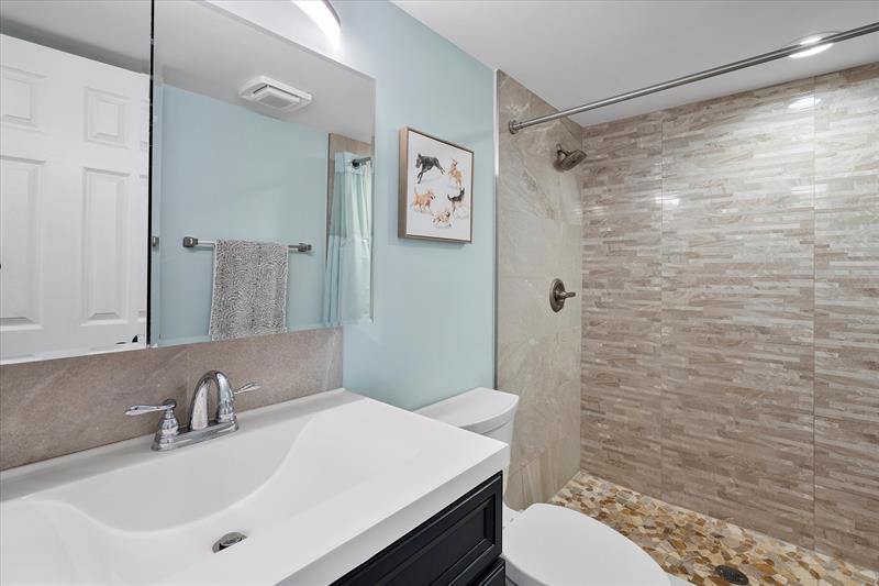 Image 17 of 46 For 2900 22nd Cir 221e