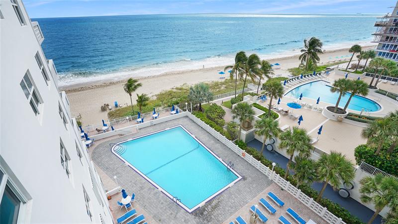 Image 30 of 40 For 4250 Galt Ocean Dr  7s