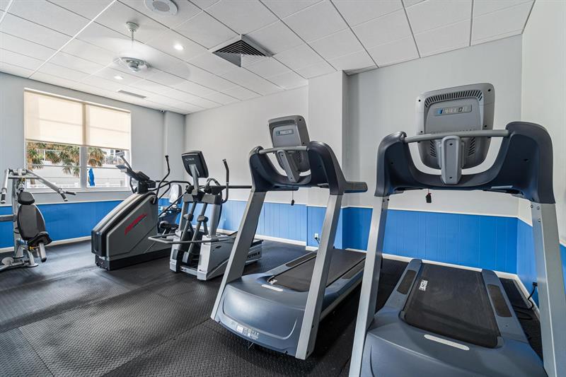 Image 32 of 40 For 4250 Galt Ocean Dr  7s