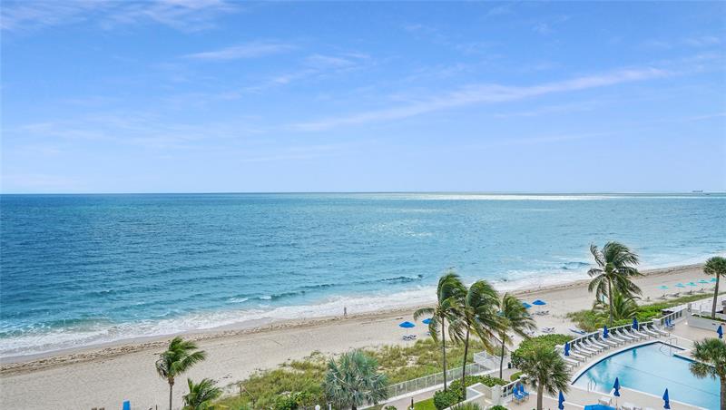 Image 4 of 40 For 4250 Galt Ocean Dr  7s