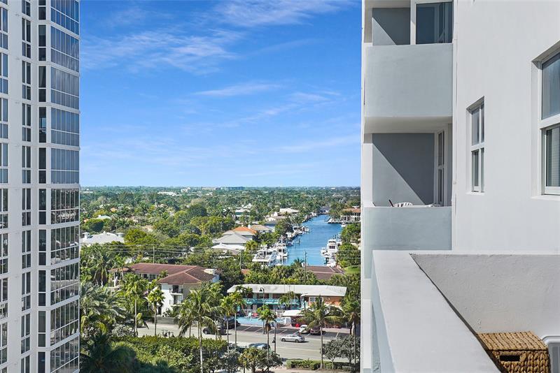 Image 5 of 40 For 4250 Galt Ocean Dr  7s