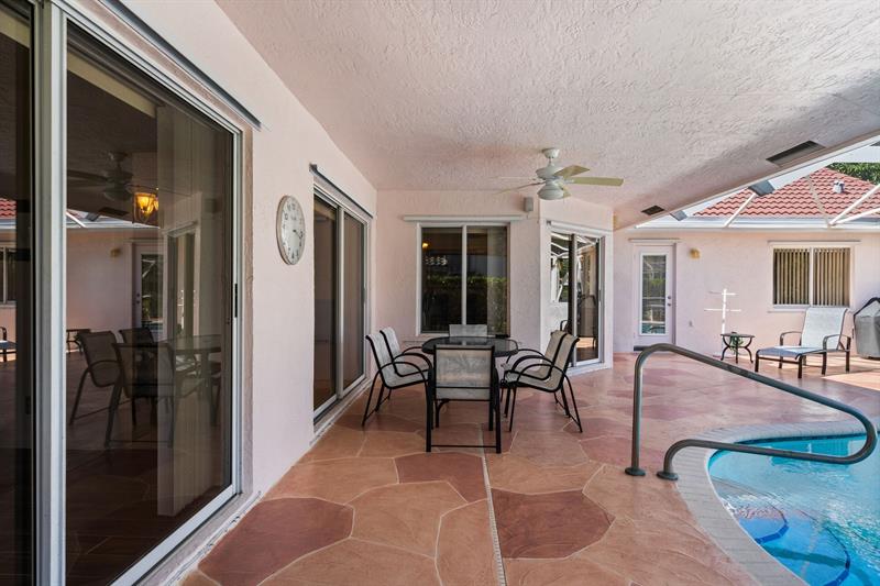 Image 29 of 49 For 3919 57th St