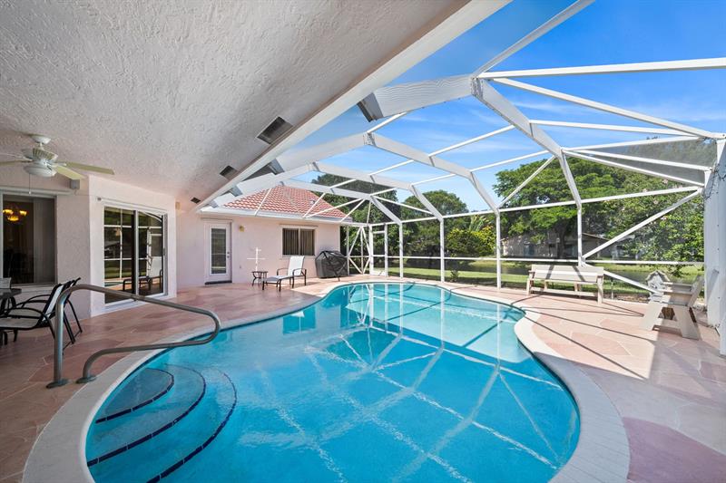 Image 30 of 49 For 3919 57th St