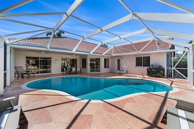 Image 32 of 49 For 3919 57th St