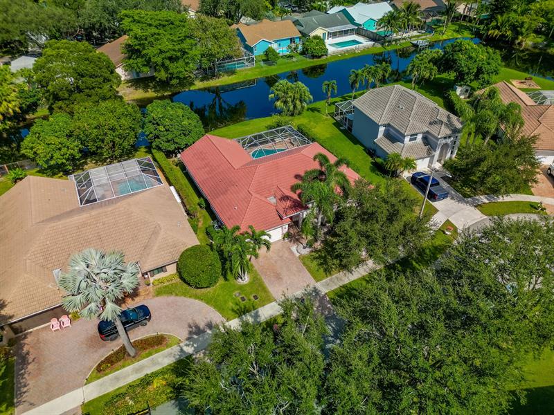 Image 49 of 49 For 3919 57th St