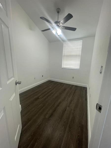 Image 16 of 28 For 6615 Winfield Blvd