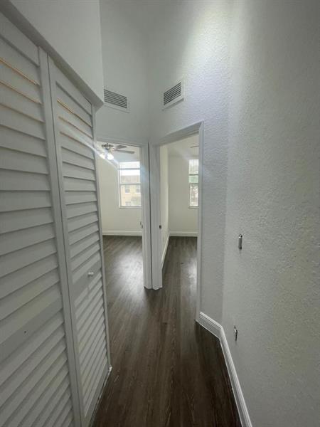 Image 23 of 28 For 6615 Winfield Blvd