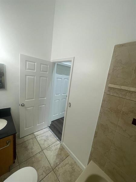 Image 26 of 28 For 6615 Winfield Blvd