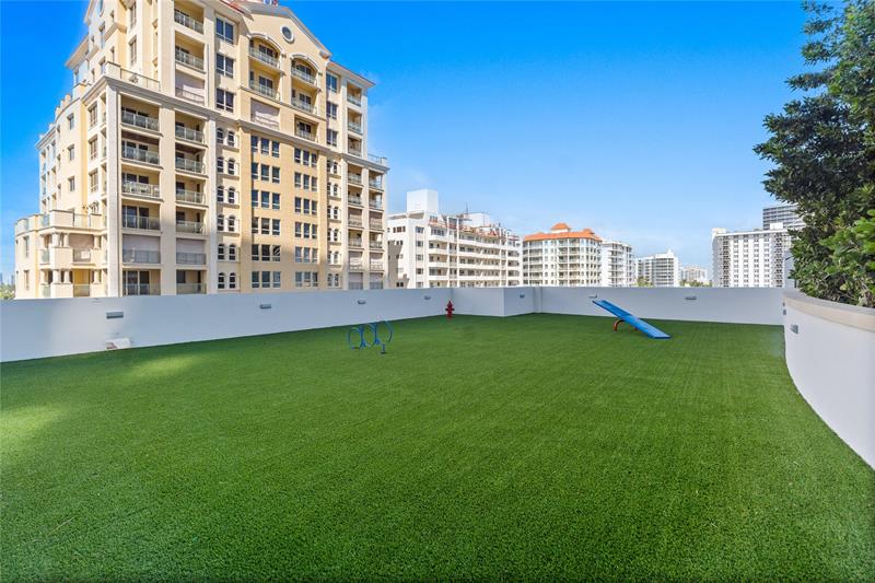 Image 29 of 46 For 153 Seabreeze Blvd  S-1501