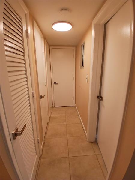 Image 13 of 14 For 4800 Hollywood Blvd  1d