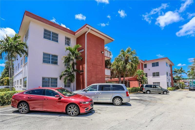 Image 5 of 14 For 4800 Hollywood Blvd  1d