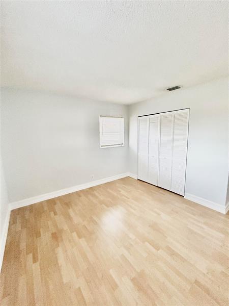 Image 20 of 26 For 2966 89th Ter  15-4