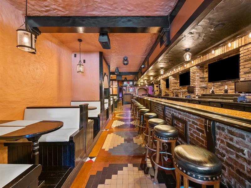 Image 14 of 37 For 3419 & 3451 Andrews Ave