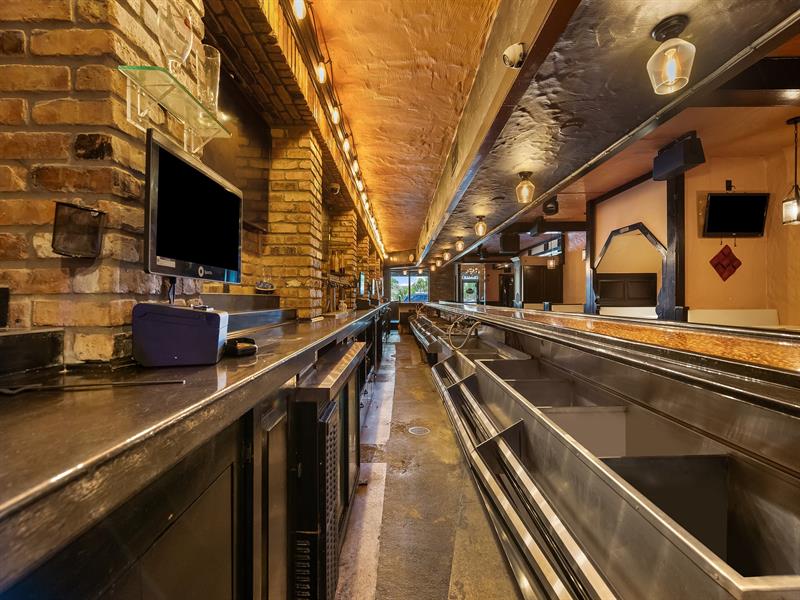 Image 16 of 37 For 3419 & 3451 Andrews Ave