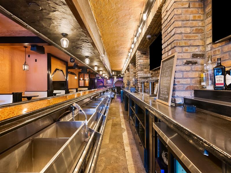 Image 17 of 37 For 3419 & 3451 Andrews Ave