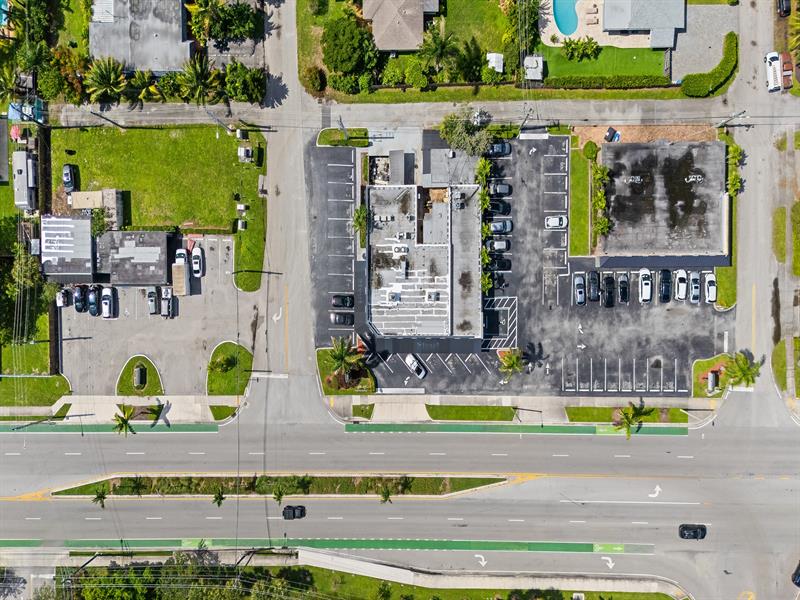 Image 3 of 37 For 3419 & 3451 Andrews Ave