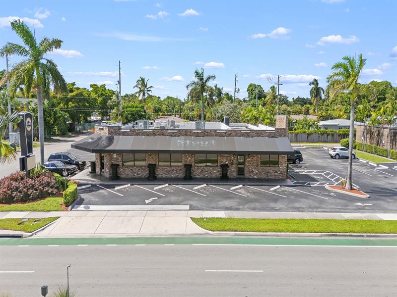 Image 4 of 37 For 3419 & 3451 Andrews Ave