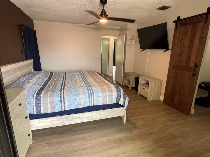 Image 15 of 34 For 4000 Del Rio Way