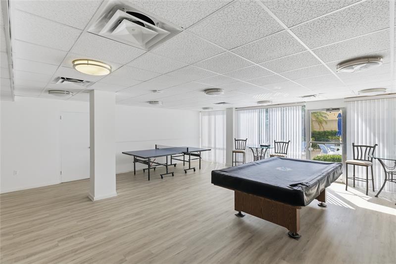 Image 26 of 49 For 3475 Ocean Boulevard  4010