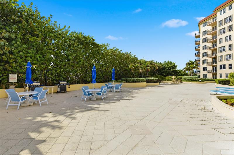 Image 31 of 49 For 3475 Ocean Boulevard  4010