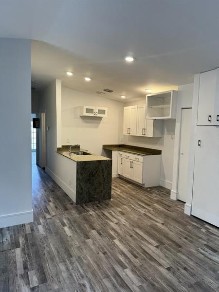 Image 7 of 12 For 7165 11th Ct