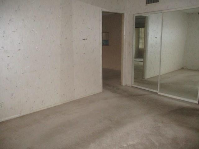 Image 8 of 10 For 3940 42nd Ave  113