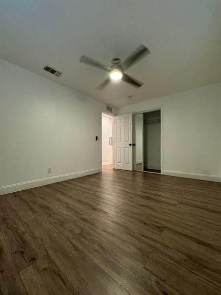 Image 11 of 32 For 9422 51st St