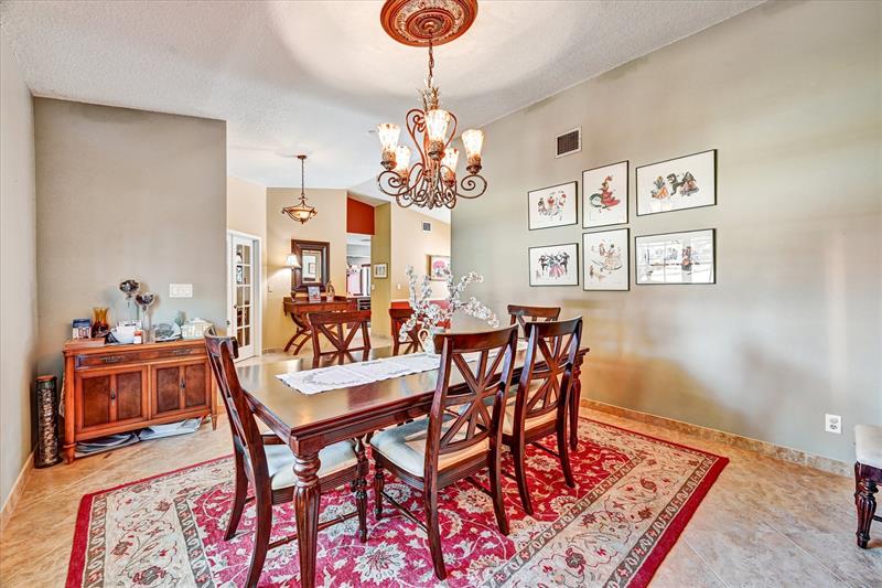 Image 11 of 38 For 11350 1st Pl