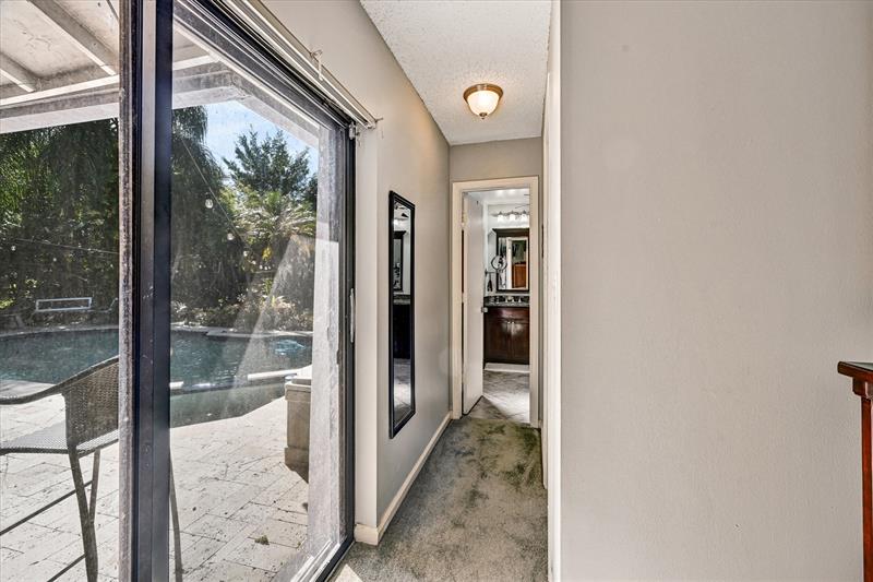 Image 17 of 38 For 11350 1st Pl