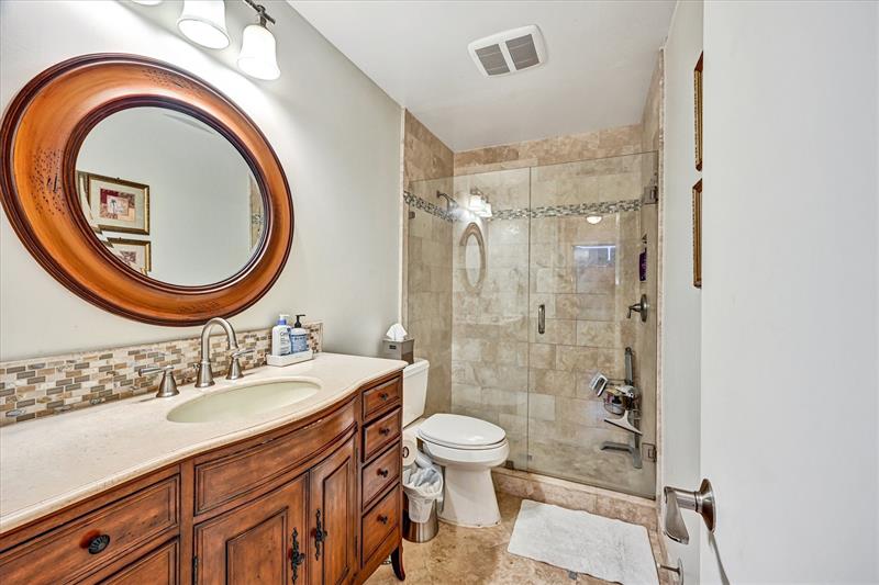 Image 28 of 38 For 11350 1st Pl