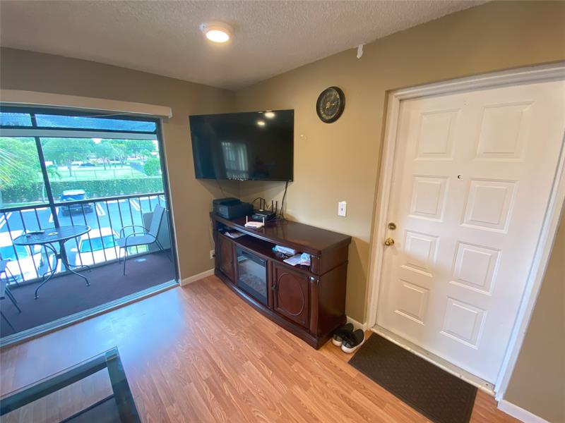 Image 4 of 22 For 821 Sky Pine Way  B2