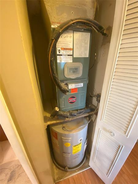 Image 7 of 22 For 821 Sky Pine Way  B2