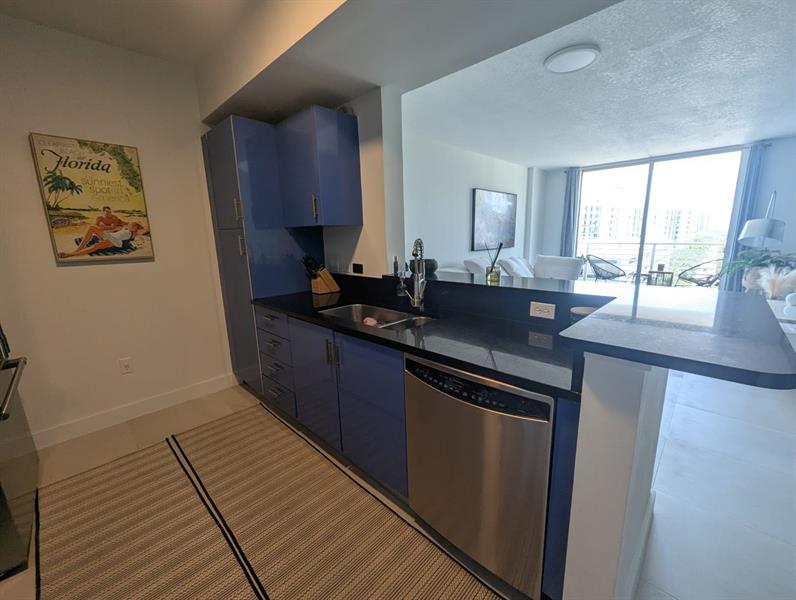 Image 13 of 24 For 18800 29th Ave  910