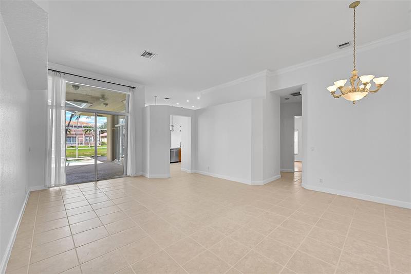 Image 11 of 44 For 12459 52nd Ct