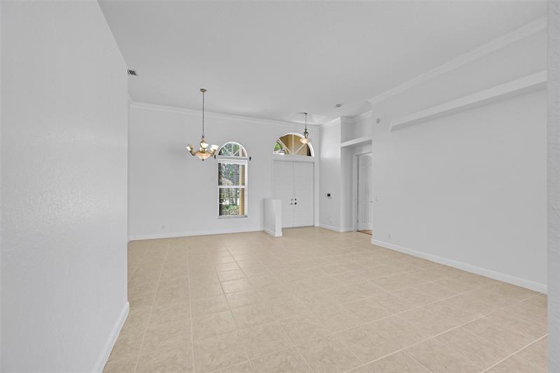 Image 13 of 44 For 12459 52nd Ct