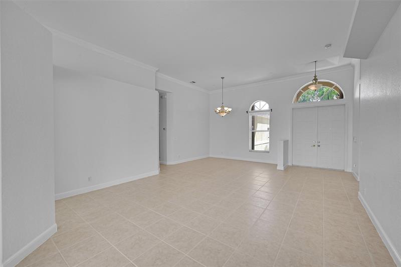 Image 14 of 44 For 12459 52nd Ct