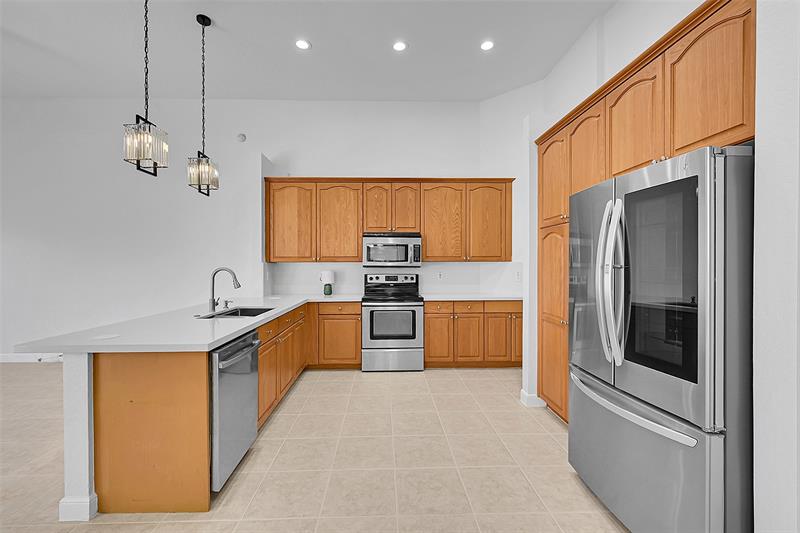 Image 17 of 44 For 12459 52nd Ct