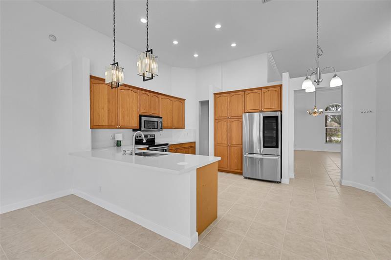 Image 18 of 44 For 12459 52nd Ct