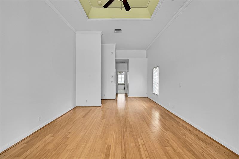 Image 26 of 44 For 12459 52nd Ct