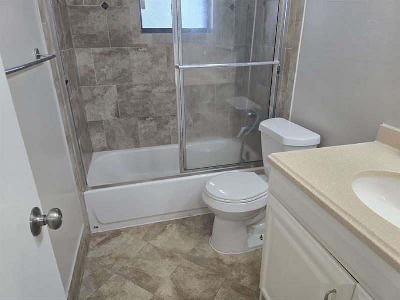 Image 14 of 21 For 3567 94th Ave  4d